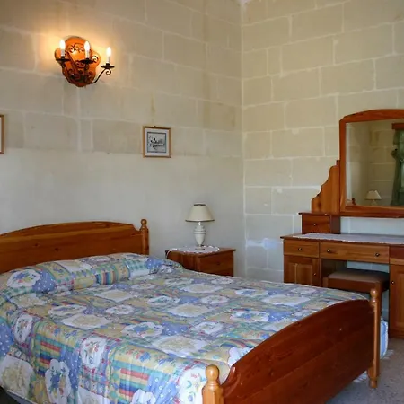 Sylvia' S Millhouse Villa Kerċem Exterior foto
